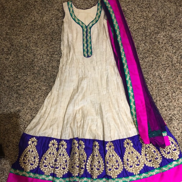 Churidar - Picture 2 of 2